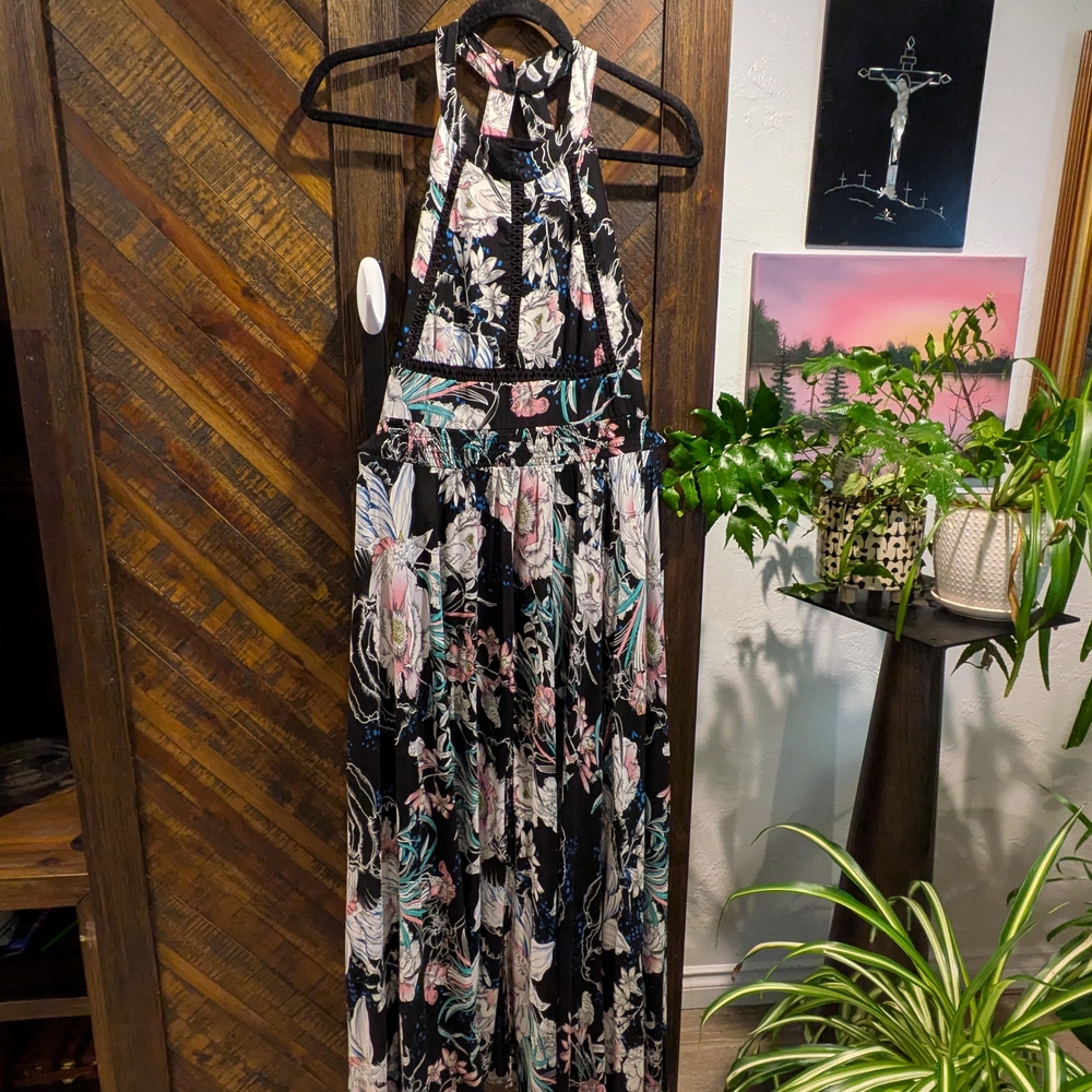 Floral Maxi Dress - Black and Pink